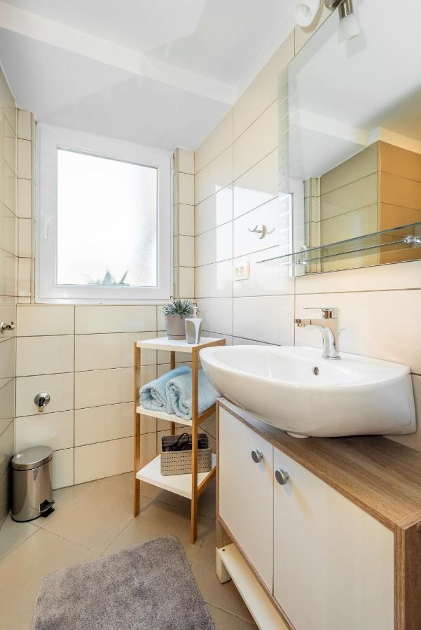 Apartmani Antonija Vozilici エクステリア 写真