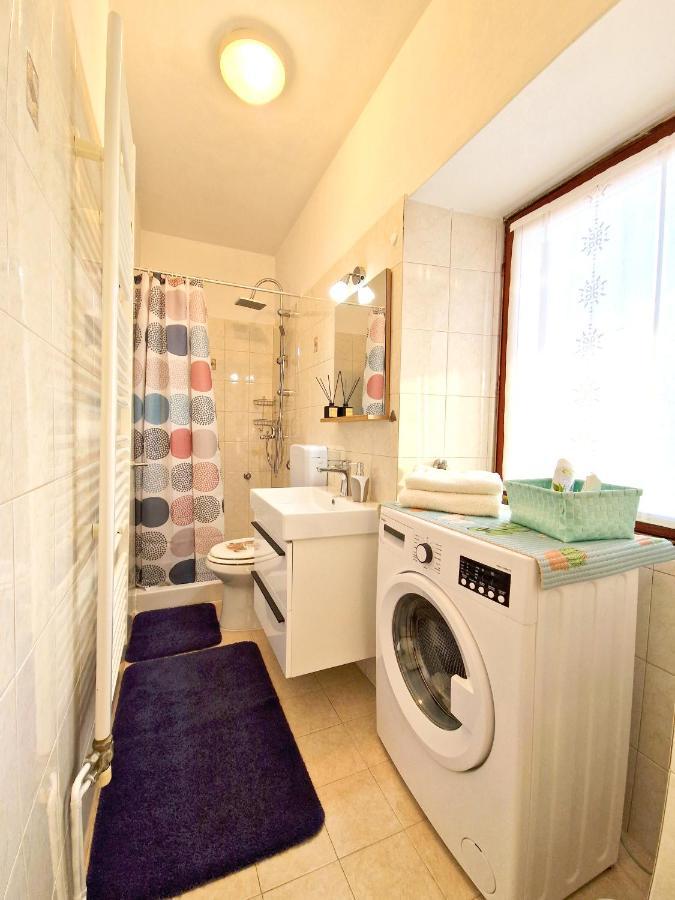 Apartmani Antonija Vozilici エクステリア 写真